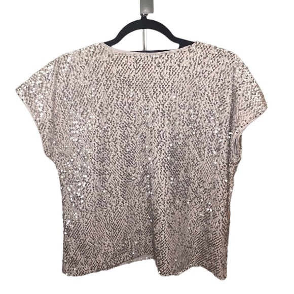Chic Jennifer Lopez sequin T shirt - Picture 2 of 3